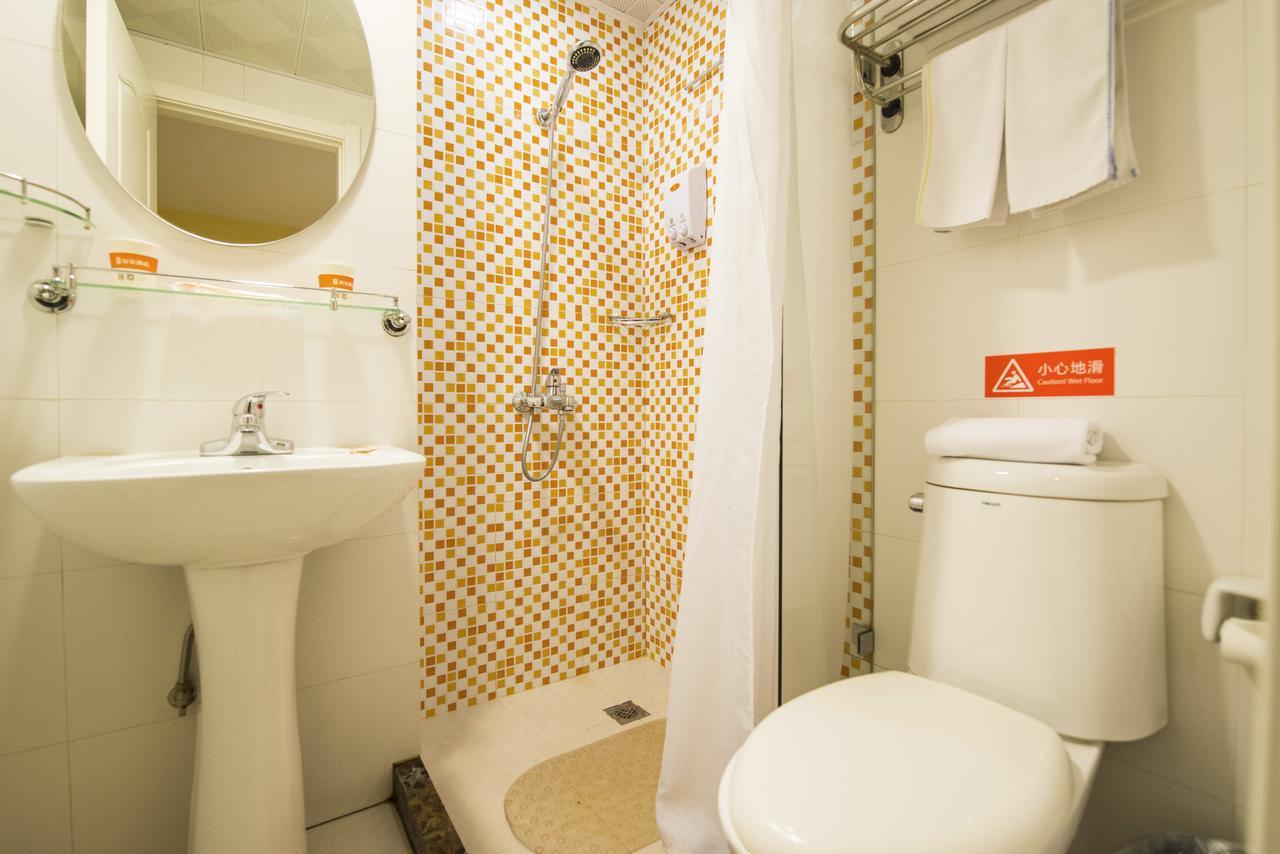 Home Inn Shanghai Lujiabang Road Metro Station Esterno foto